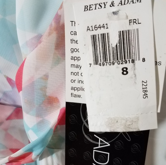 Besty & Adam gown - Picture 5 of 6